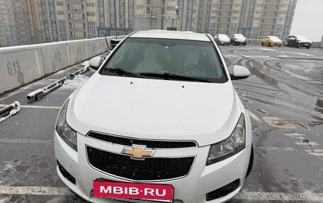 Chevrolet Cruze II, 2012 год, 800 000 рублей, 25 фотография