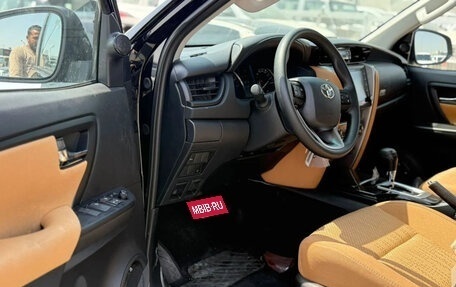 Toyota Fortuner II, 2025 год, 6 800 000 рублей, 9 фотография