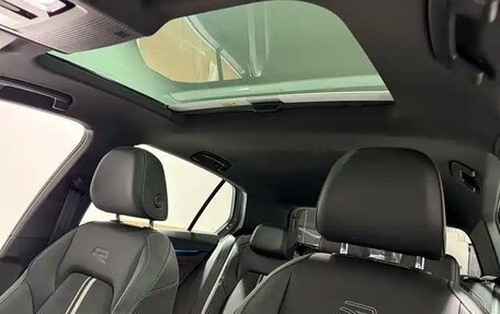 Volkswagen Golf VIII, 2022 год, 2 246 000 рублей, 16 фотография