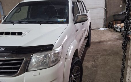 Toyota Hilux VII, 2014 год, 2 909 000 рублей, 3 фотография