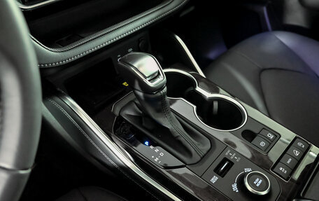 Toyota Highlander, 2025 год, 5 975 000 рублей, 15 фотография