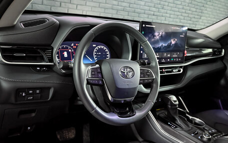 Toyota Highlander, 2025 год, 5 975 000 рублей, 12 фотография