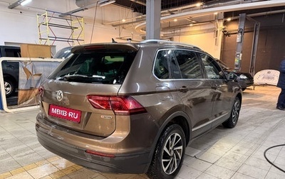Volkswagen Tiguan II, 2018 год, 2 149 000 рублей, 1 фотография