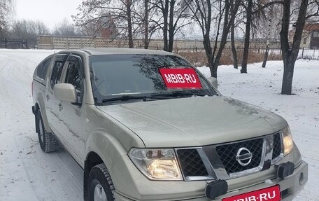 Nissan Navara (Frontier), 2011 год, 1 990 000 рублей, 8 фотография