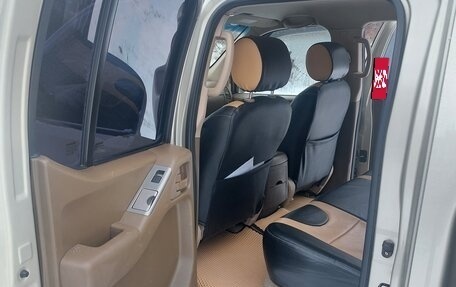 Nissan Navara (Frontier), 2011 год, 1 990 000 рублей, 21 фотография