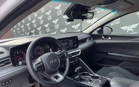 KIA K5, 2020 год, 2 380 000 рублей, 13 фотография