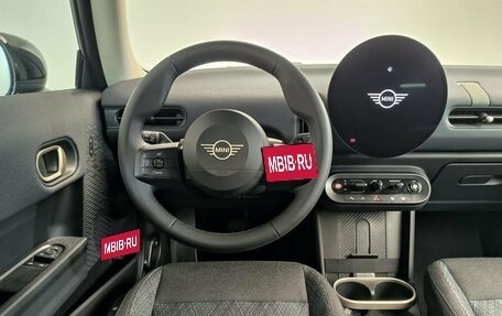 MINI Hatch, 2024 год, 5 150 000 рублей, 13 фотография