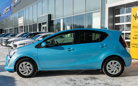 Toyota Aqua I, 2015 год, 787 000 рублей, 10 фотография