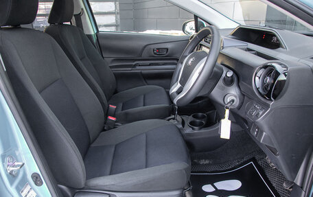 Toyota Aqua I, 2015 год, 787 000 рублей, 12 фотография