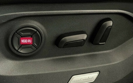 Volkswagen Touareg III, 2018 год, 3 414 500 рублей, 14 фотография