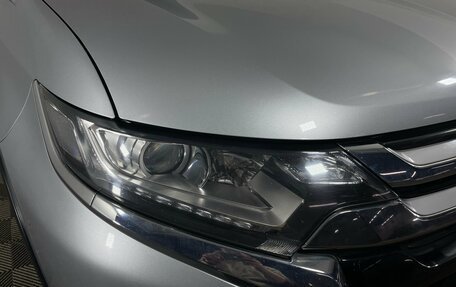 Mitsubishi Outlander III рестайлинг 3, 2016 год, 1 699 000 рублей, 7 фотография