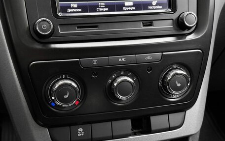 Skoda Yeti I рестайлинг, 2015 год, 1 449 000 рублей, 13 фотография