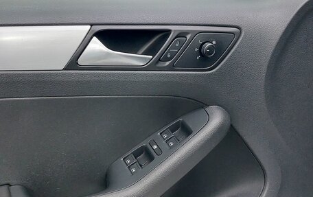 Volkswagen Jetta VI, 2017 год, 1 699 000 рублей, 15 фотография