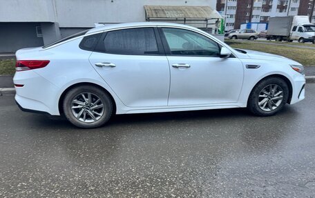 KIA Optima IV, 2018 год, 1 790 000 рублей, 4 фотография