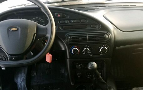Chevrolet Niva I рестайлинг, 2017 год, 727 000 рублей, 5 фотография