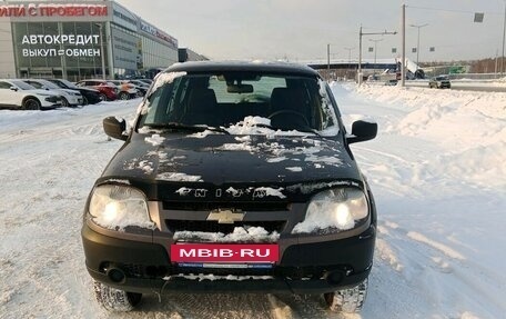 Chevrolet Niva I рестайлинг, 2017 год, 727 000 рублей, 3 фотография