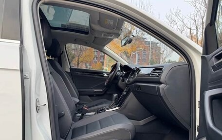 Volkswagen T-Roc I, 2022 год, 1 650 000 рублей, 18 фотография