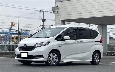 Honda Freed II, 2021 год, 1 590 000 рублей, 1 фотография