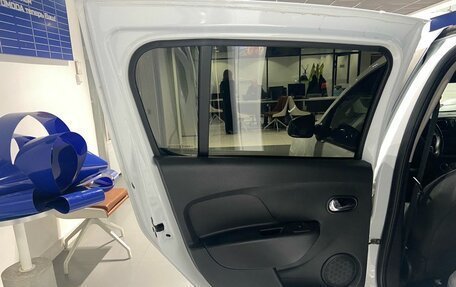 Renault Sandero II рестайлинг, 2017 год, 955 000 рублей, 24 фотография