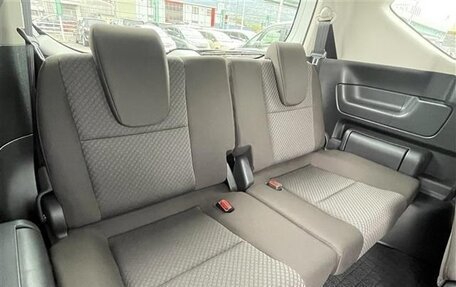 Honda Freed II, 2021 год, 1 590 000 рублей, 10 фотография