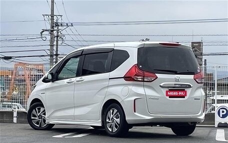 Honda Freed II, 2021 год, 1 590 000 рублей, 3 фотография