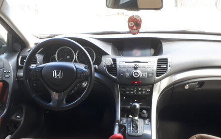 Honda Accord VIII рестайлинг, 2011 год, 1 400 000 рублей, 3 фотография