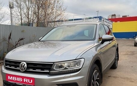 Volkswagen Tiguan II, 2018 год, 2 100 000 рублей, 4 фотография