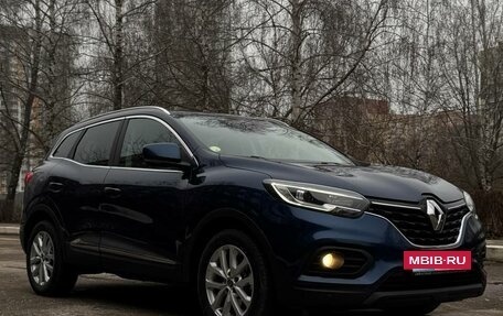 Renault Kadjar I рестайлинг, 2020 год, 1 790 000 рублей, 2 фотография