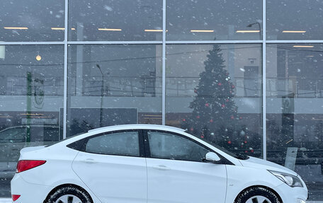 Hyundai Solaris II рестайлинг, 2014 год, 1 000 000 рублей, 4 фотография