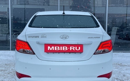 Hyundai Solaris II рестайлинг, 2014 год, 1 000 000 рублей, 6 фотография