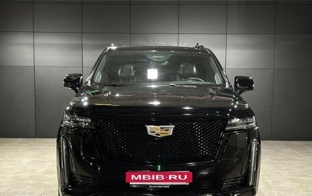 Cadillac Escalade V, 2023 год, 14 000 000 рублей, 5 фотография