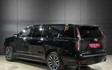 Cadillac Escalade V, 2023 год, 14 000 000 рублей, 4 фотография