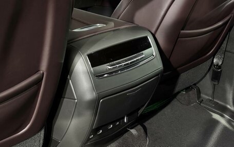 Cadillac Escalade V, 2023 год, 14 000 000 рублей, 15 фотография