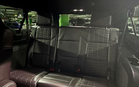 Cadillac Escalade V, 2023 год, 14 000 000 рублей, 13 фотография