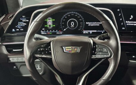 Cadillac Escalade V, 2023 год, 14 000 000 рублей, 18 фотография