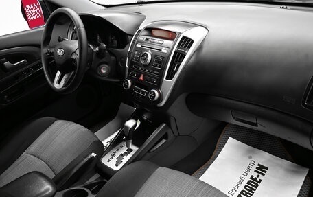 KIA cee'd I рестайлинг, 2011 год, 845 000 рублей, 14 фотография