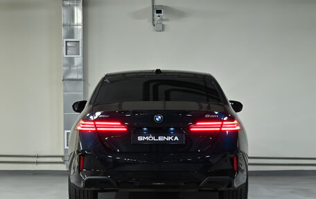 BMW 5 серия, 2023 год, 7 300 000 рублей, 3 фотография