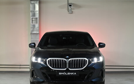 BMW 5 серия, 2023 год, 7 300 000 рублей, 2 фотография