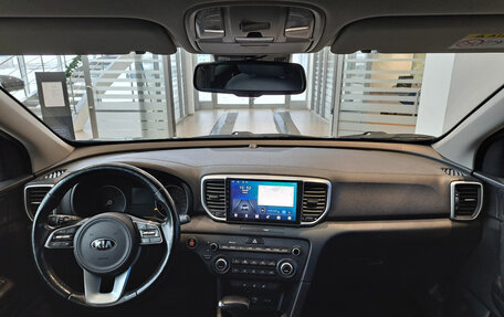 KIA Sportage IV рестайлинг, 2018 год, 2 365 000 рублей, 17 фотография