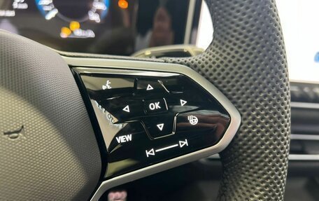 Volkswagen Tiguan, 2025 год, 5 199 000 рублей, 14 фотография