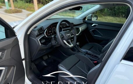 Audi Q3, 2022 год, 2 500 000 рублей, 5 фотография