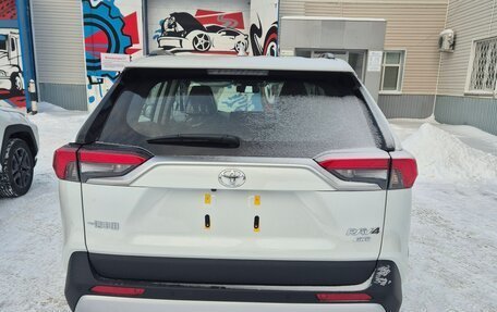 Toyota RAV4, 2025 год, 4 050 000 рублей, 3 фотография