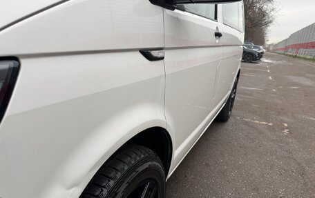 Volkswagen Transporter T6 рестайлинг, 2015 год, 2 270 000 рублей, 26 фотография