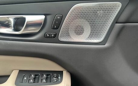 Volvo XC60 II, 2025 год, 6 130 000 рублей, 10 фотография