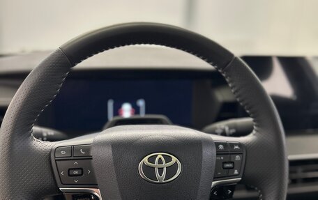 Toyota Camry, 2025 год, 4 300 000 рублей, 5 фотография