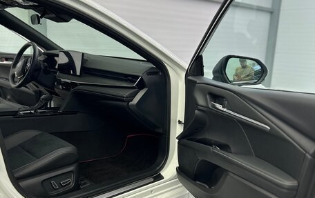 Toyota Camry, 2025 год, 4 300 000 рублей, 11 фотография