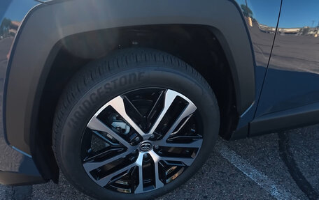 Toyota RAV4, 2025 год, 4 870 000 рублей, 10 фотография