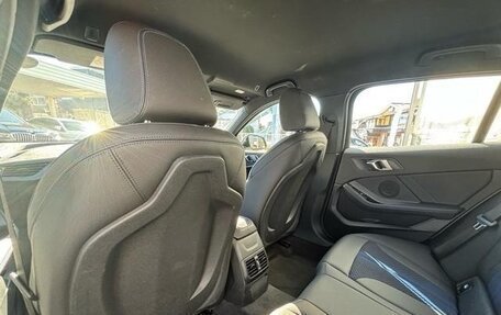 BMW 1 серия, 2022 год, 1 380 000 рублей, 11 фотография