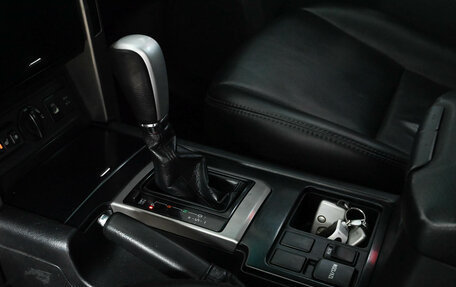 Toyota Land Cruiser Prado 150 рестайлинг 2, 2012 год, 3 055 000 рублей, 16 фотография