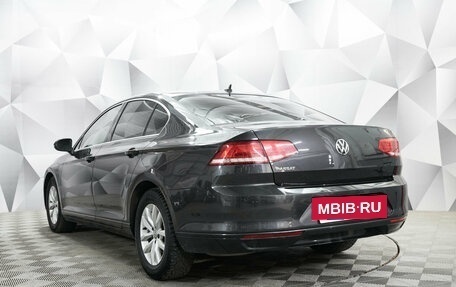 Volkswagen Passat B8 рестайлинг, 2019 год, 2 230 000 рублей, 3 фотография